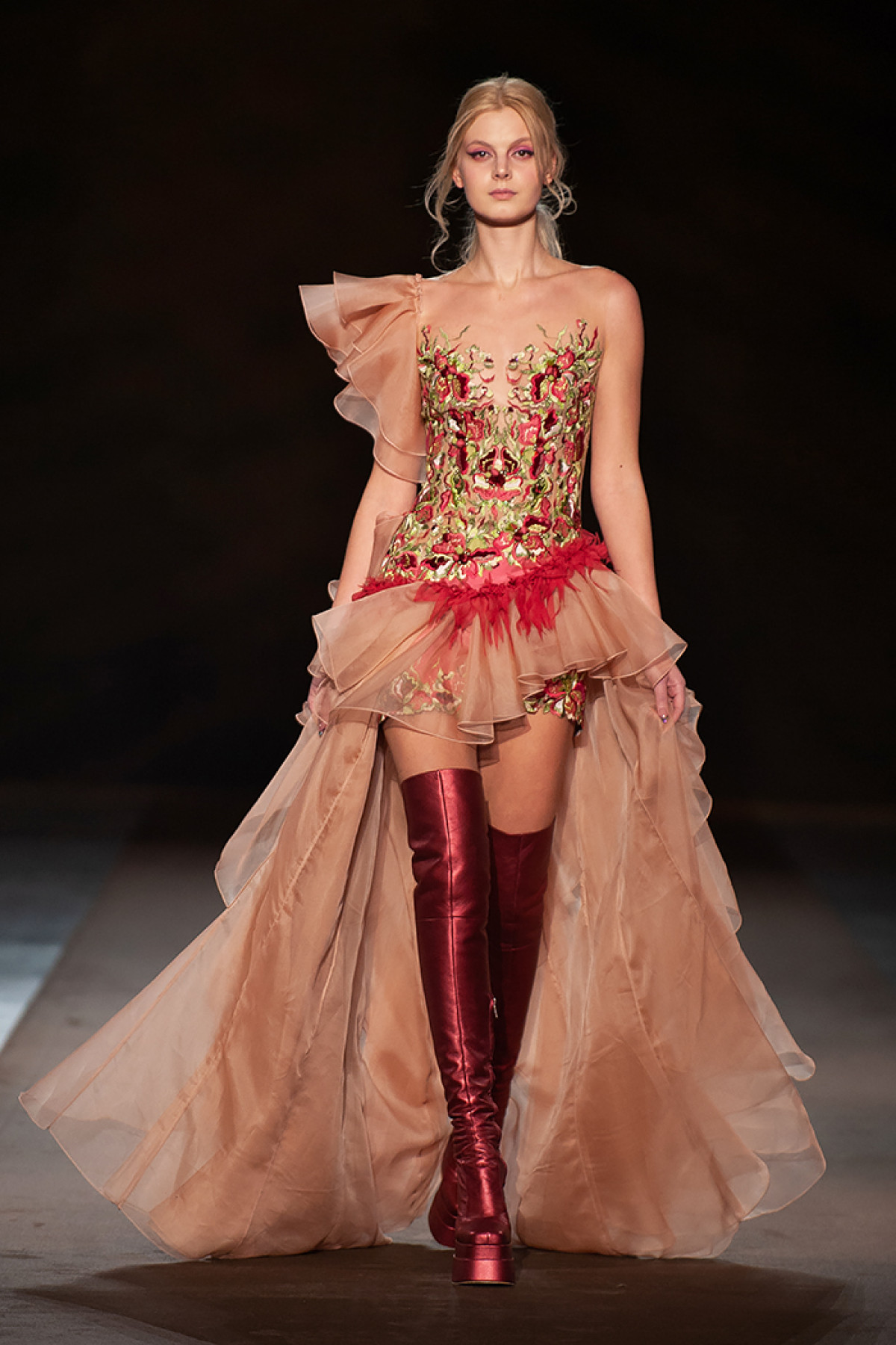 20 стильных платьев на весну от украинских брендов